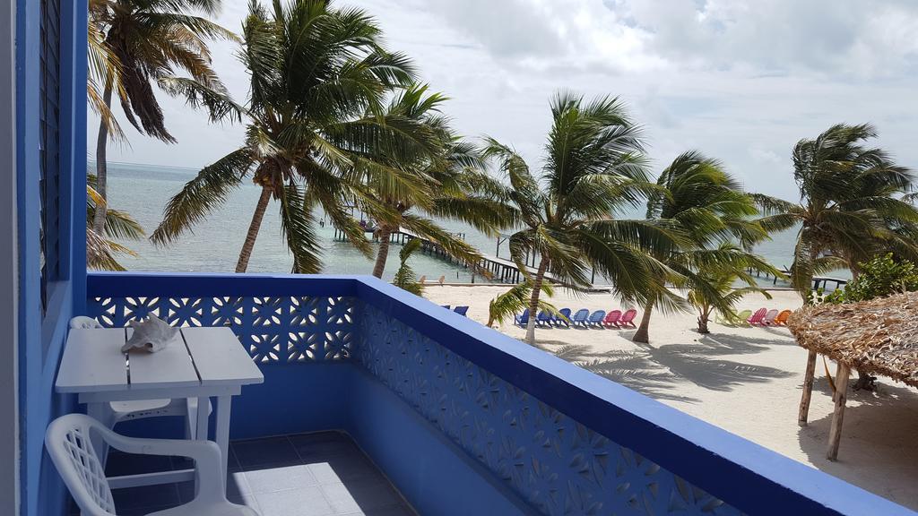 Anchorage Beach Resort Caye Caulker Esterno foto